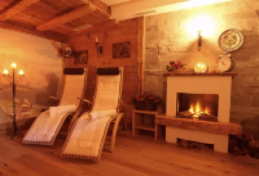 Hotel Garni Concordia - Dolomites Home