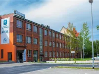 H24 Berlin Lichtenberg Hoteles cerca de Discoteca Berghain