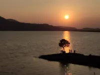 1517 Greek House by Kaz Stays Hotels in Shendi Bhandardhara