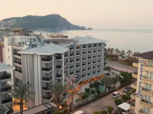 Kleopatra Dreams Beach Hotel