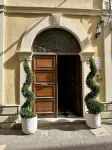 Palace Eight - Suites & Spa