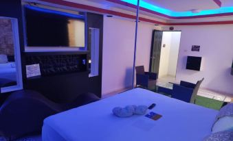 AUTO HOTEL CONSTELACION