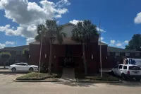 Studio 6 Houston, TX - Westchase โรงแรมใน