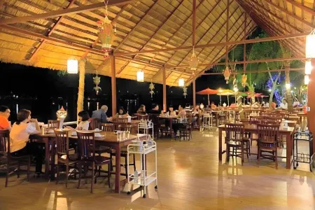 Pingview Villa Resort