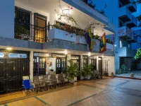 Hotel Boutique Casa Pere Hotels near Rafael Núñez International Airport