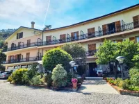 Albergo Suisse Bellevue Hotels near Fegina Beach