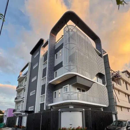 Coral Shelters Luxe Service Apartments Kochadai