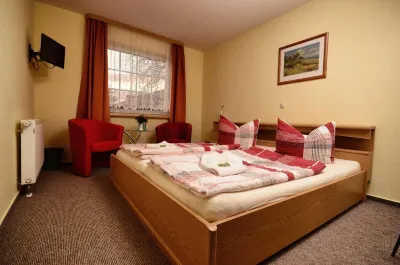 Hotel am Stadtwald Hotel di 