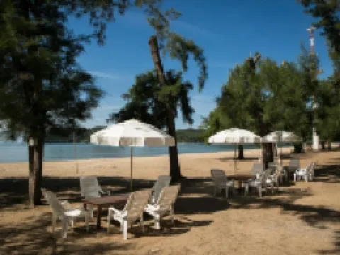 ณิสาญ์สิริ บูติค รีสอร์ท โรงแรมในอำเภอ แหลมสิงห์