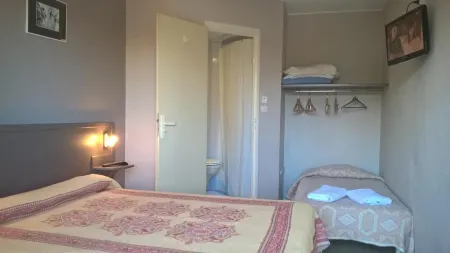 Riv'Hotel Отели в г. Пюижурд