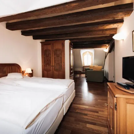 Hotel Weisser Bock Отели рядом с достопримечательностью «Иезуитская церковь»