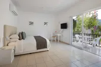 Akti Beach Hotel & Village Resort Hotels in Chloraka