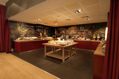 Restaurant Pentahotel Reading Photo