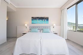 AzuLine Hotel Llevant