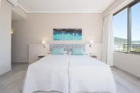 AzuLine Hotel Llevant