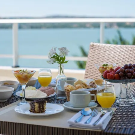 ESuites Lagoa Santa Отели в г. Лагоа-Санта