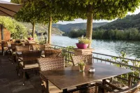 Hotel Garni "Café im Hamm" فنادق في Alf
