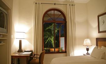 The Royal Hotel