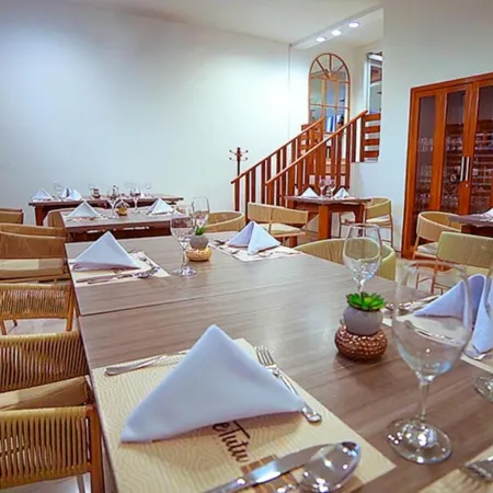 Hotel Sicarare