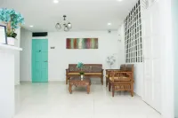 IBAI BEACH GUESTHOUSE