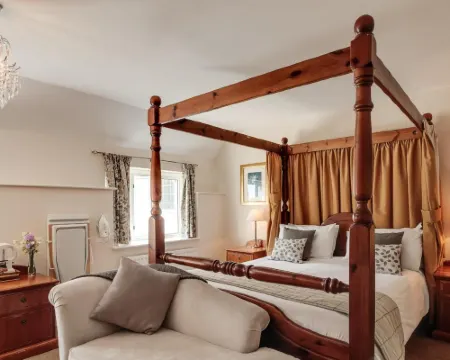 酒店與餐廳 查爾德酒店