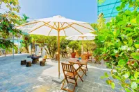 Pebble Homestay Hotell i Cẩm Nam