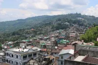 Deki Lodge