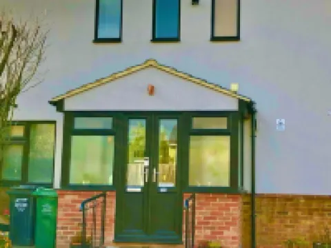 AR-Rahman, 1 bed + 1 Living room apartment 達特福德酒店