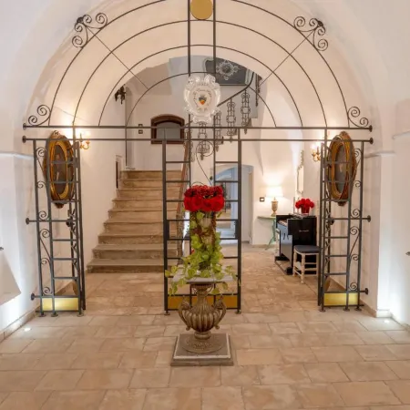The Crown Palace - Gallipoli