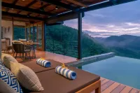 Glenross Living - A Collection of 7 Private Pool Villas and 3 Colonial Suites Hotels in Neboda