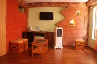 Mountain Guesthouse - Pensions