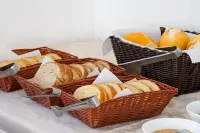 Velinn Pousada Torre Branca - breakfast