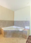Days Inn by Wyndham Shenandoah - Hot Tub