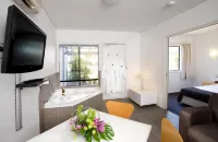 Majestic Oasis Apartments Hotels in Port Augusta