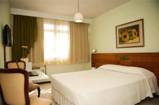 เฮเด อันดราเด แอตแลนติโก โรงแรมใน