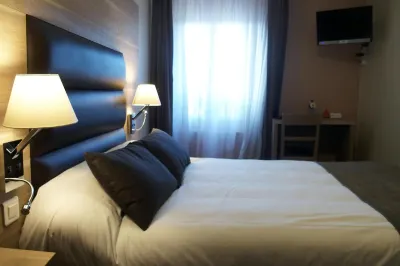 Logis Hotel - Auberge de l'Hélix Hotels in Sens