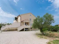 Apartment Mauro Hotels in Punat
