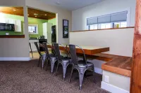 Julie's Park Cafe & Motel Hotel a Fish Creek