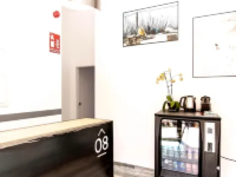 ザ 8 ルームズ ハウス タリファのホテル