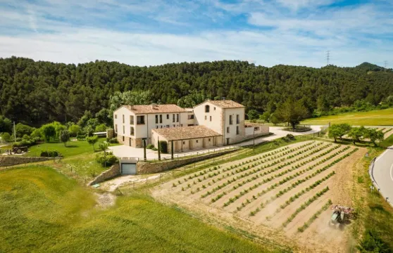 坎阿勒瑪尼酒店