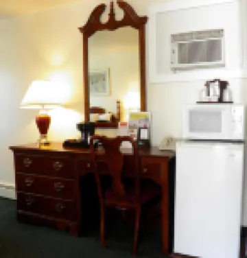 Travelers Inn