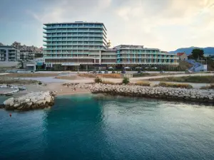 Top 13 4-Star Select Hotels in Split