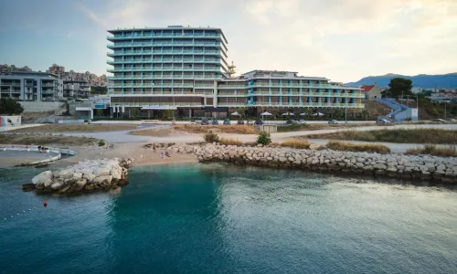 Amphora Hotel