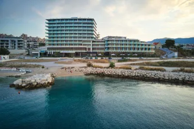 Amphora Hotel Các khách sạn gần 21000