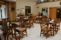 Hotel Ontiveros - sarapan