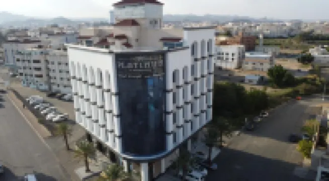Platinum Al Khamseen Serviced Apartments