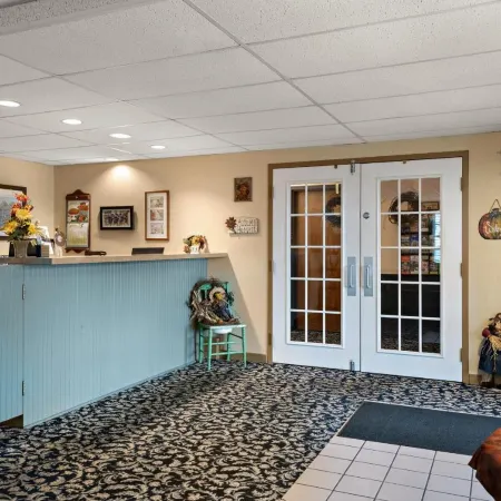 Country Living Inn
