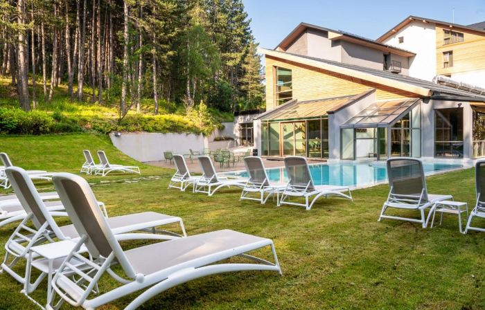 Kashmir Wellness & Spa Hotel Adults Only