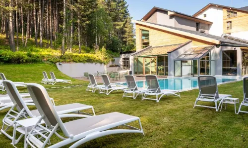 Kashmir Wellness & Spa Hotel Adults Only