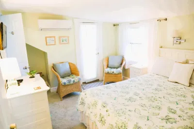 An English Garden Hotels in Harwich